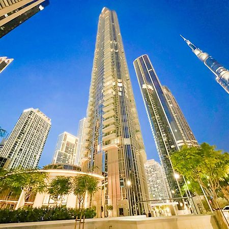 Downtown Luxury - Stunning Burj Khalifa & Sea View - 5 Minutes Walk To Dubai Mall Exterior foto
