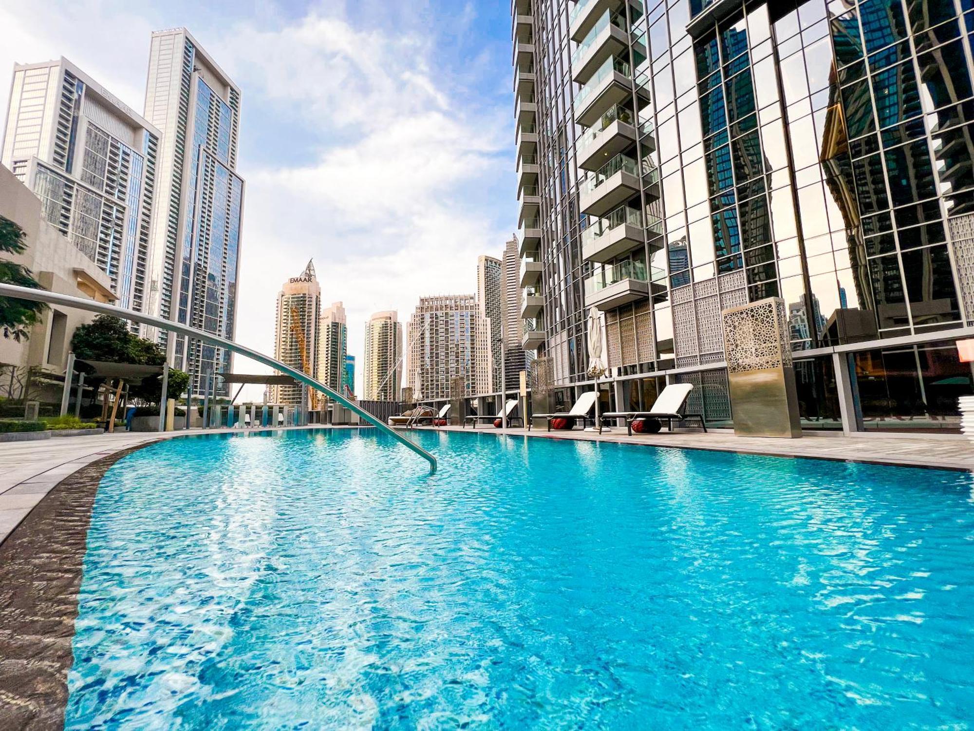 Downtown Luxury - Stunning Burj Khalifa & Sea View - 5 Minutes Walk To Dubai Mall Exterior foto