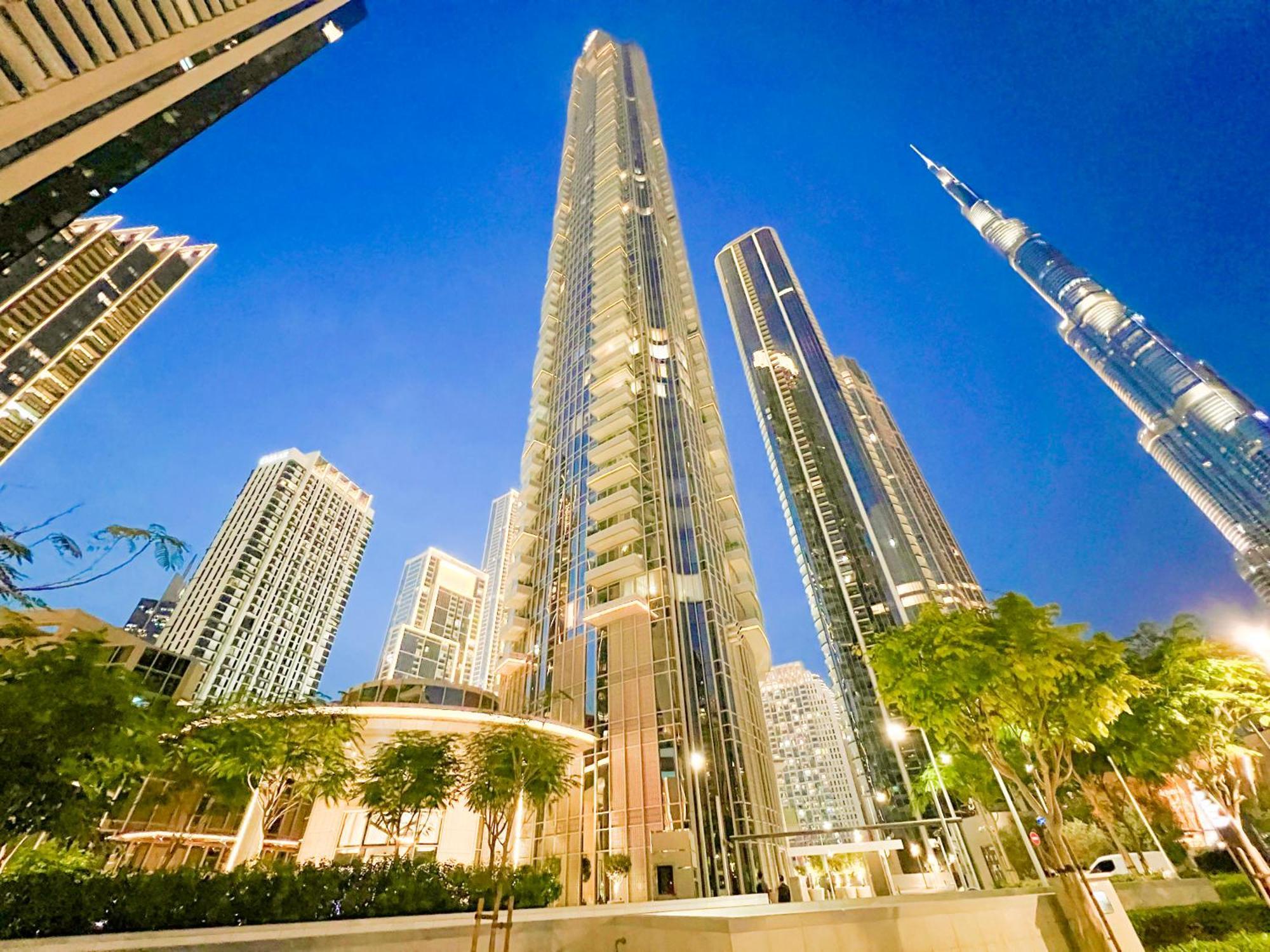 Downtown Luxury - Stunning Burj Khalifa & Sea View - 5 Minutes Walk To Dubai Mall Exterior foto