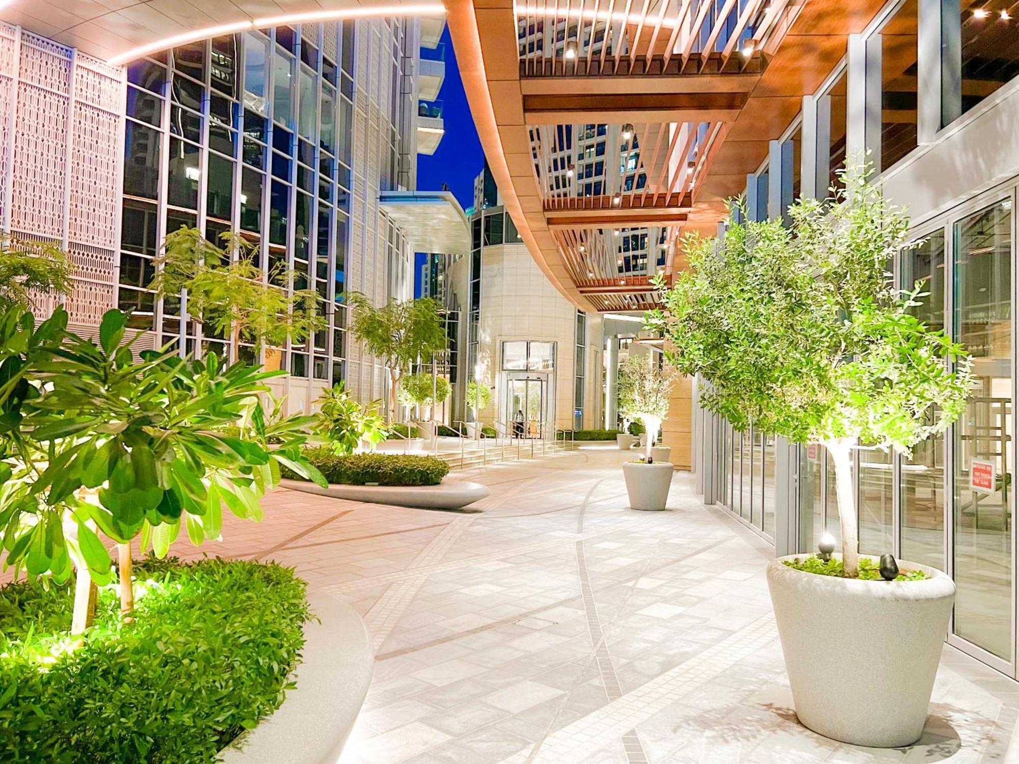 Downtown Luxury - Stunning Burj Khalifa & Sea View - 5 Minutes Walk To Dubai Mall Exterior foto