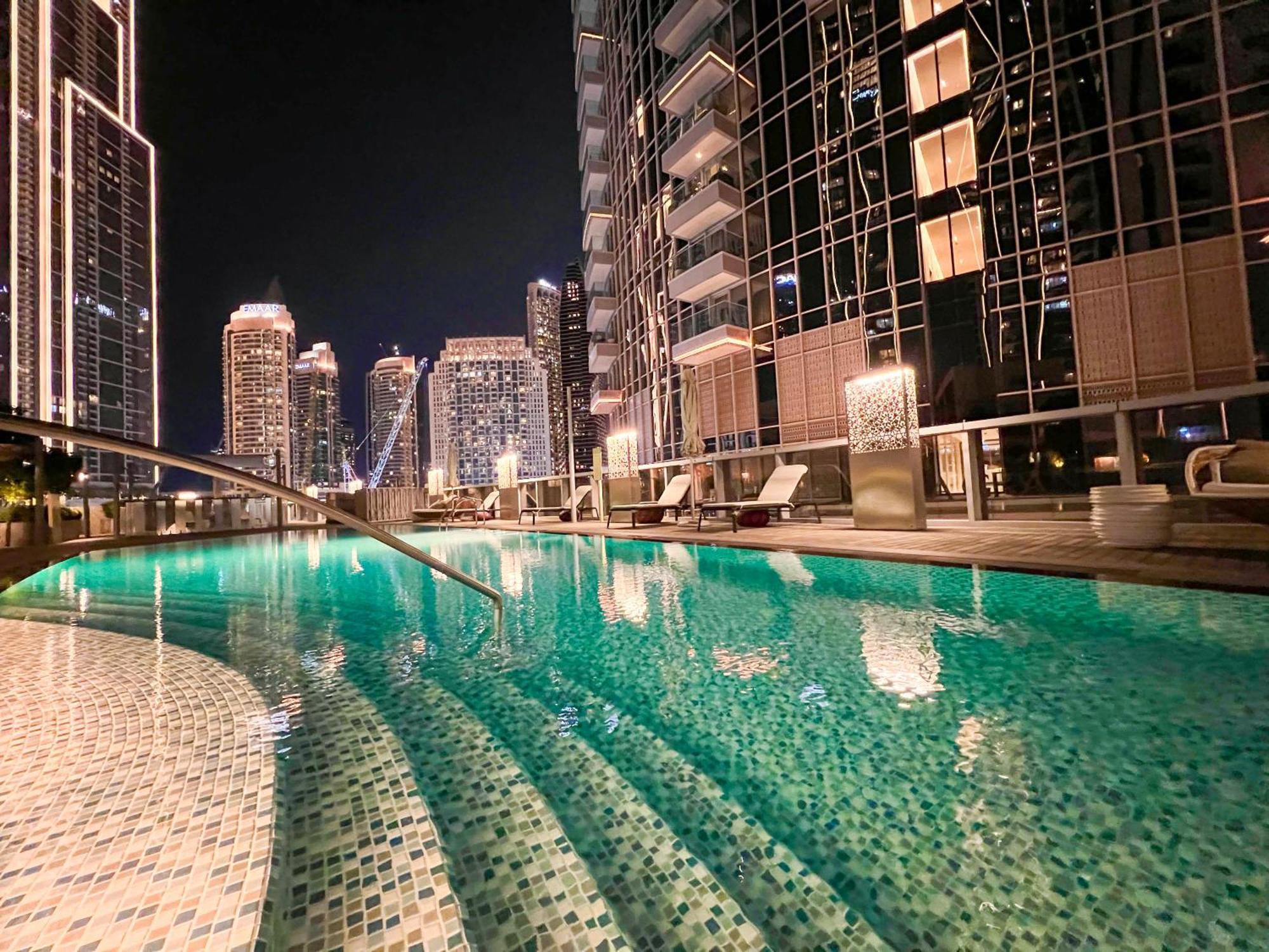 Downtown Luxury - Stunning Burj Khalifa & Sea View - 5 Minutes Walk To Dubai Mall Exterior foto